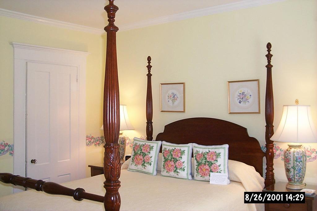 The Whalewalk Inn & Spa Істем Екстер'єр фото
