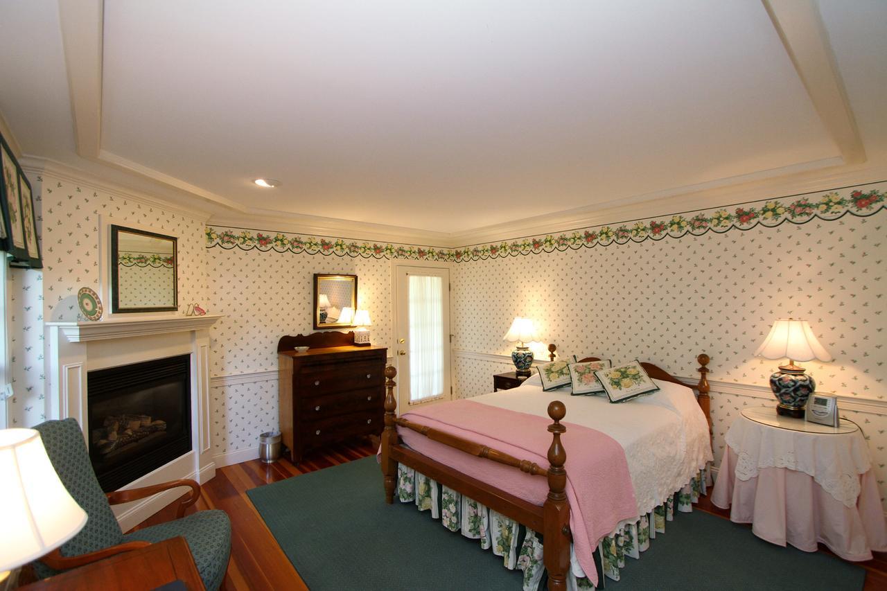 The Whalewalk Inn & Spa Істем Екстер'єр фото